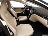  Passenger seat photo